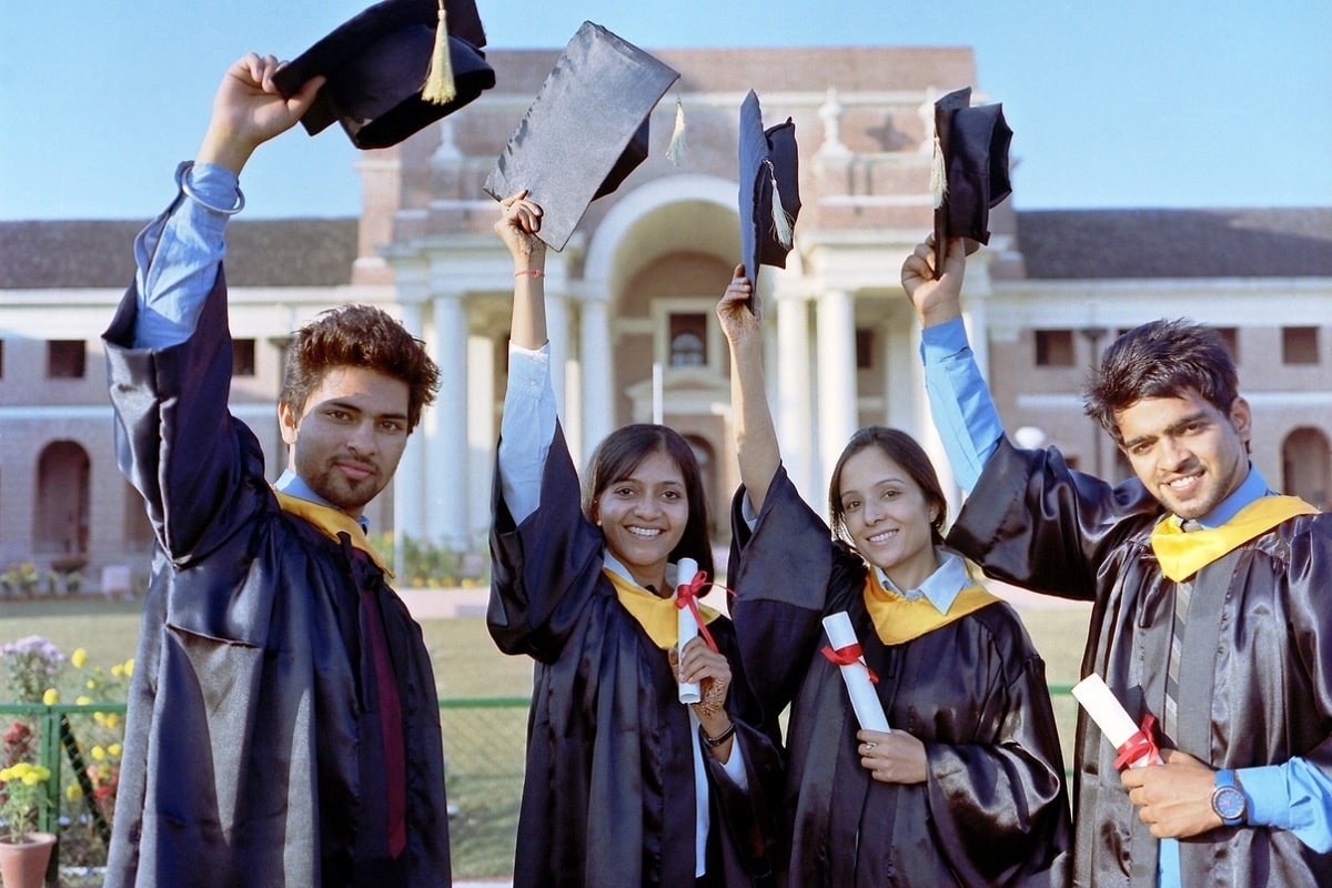 Fully Funded Scholarships in Dubai United Arab Emirates Scholarships in Dubai