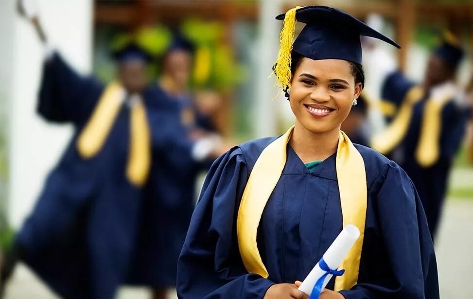 Complete List of Scholarships for Nigerian University Students Complete List of Scholarships for Nigerian University Students